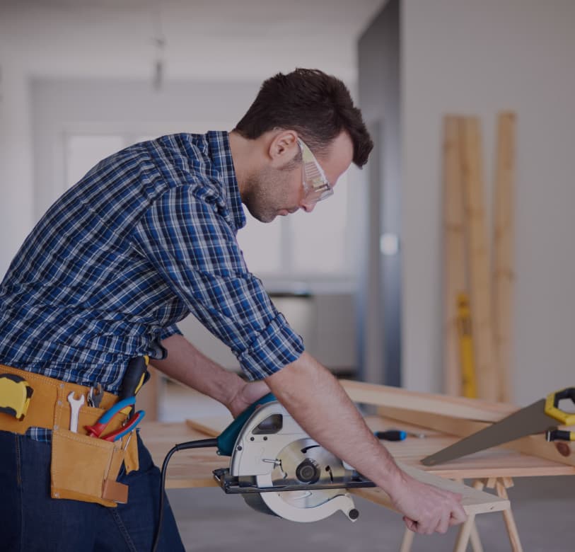 Handyman Fort Worth with tools arriving at home